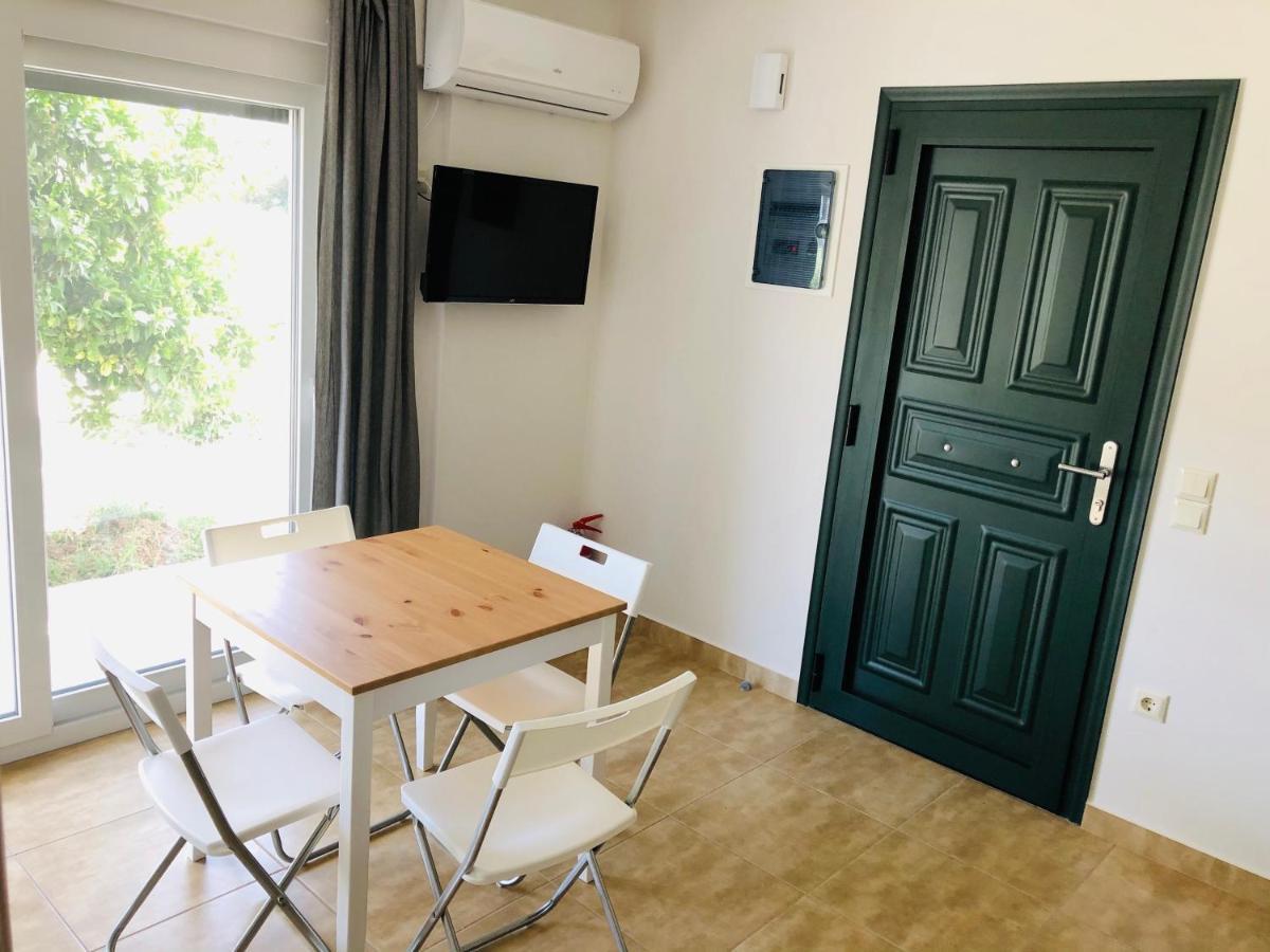 Ionian White Apartments Lefkáda Eksteriør billede
