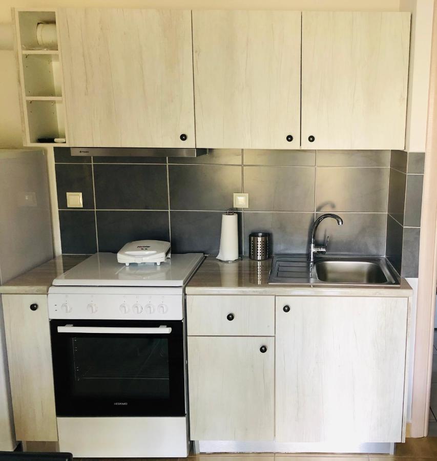 Ionian White Apartments Lefkáda Eksteriør billede